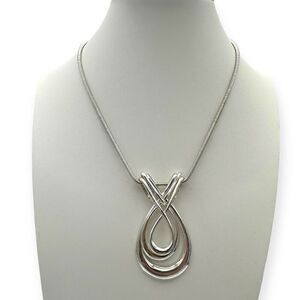 Silver toned 3 piece pendant on a snake chain fashion necklace